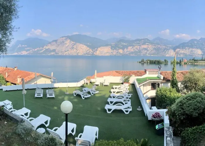 Malcesine Hoteles con Jacuzzi