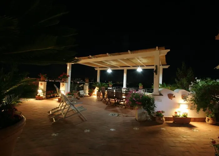 Bacoli Hotel con Jacuzzi