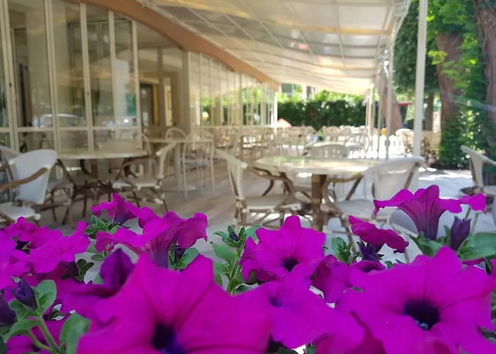 Hotels met Jacuzzi in Cesenatico