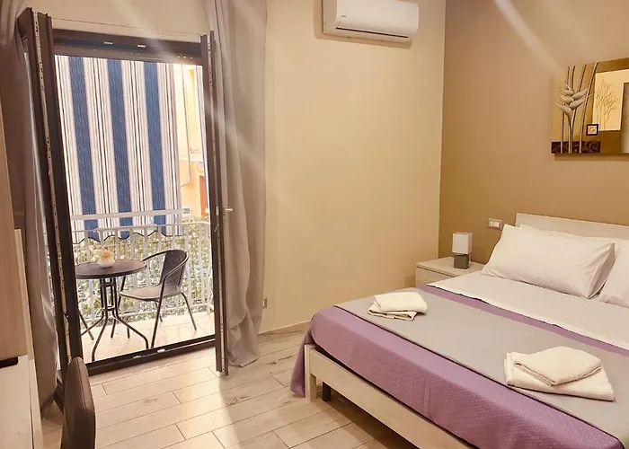 Meta Hotel con Jacuzzi