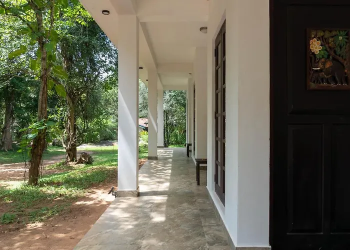 Sigiriya Hotels mit Whirlpool