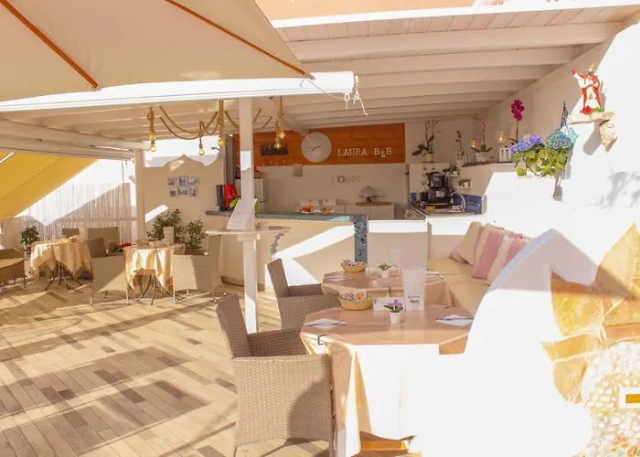 Ponza Hotels mit Whirlpool