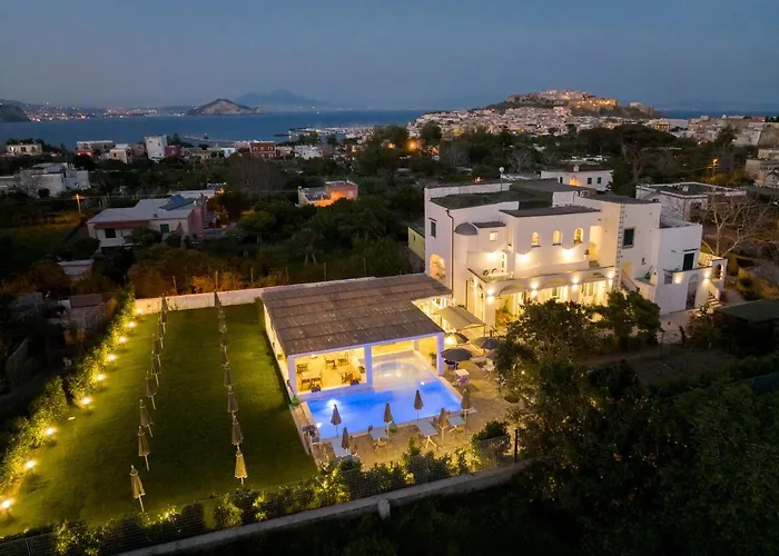 Hotels met Jacuzzi in Procida