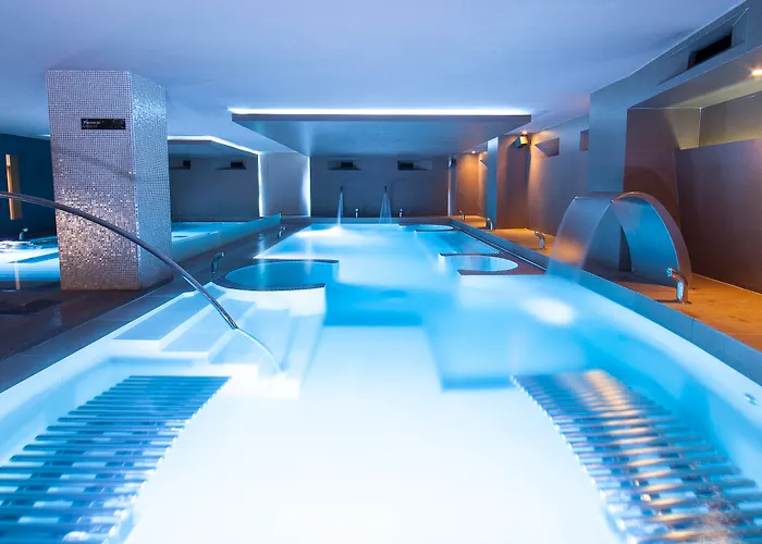 El Albir Hotell med Jacuzzi