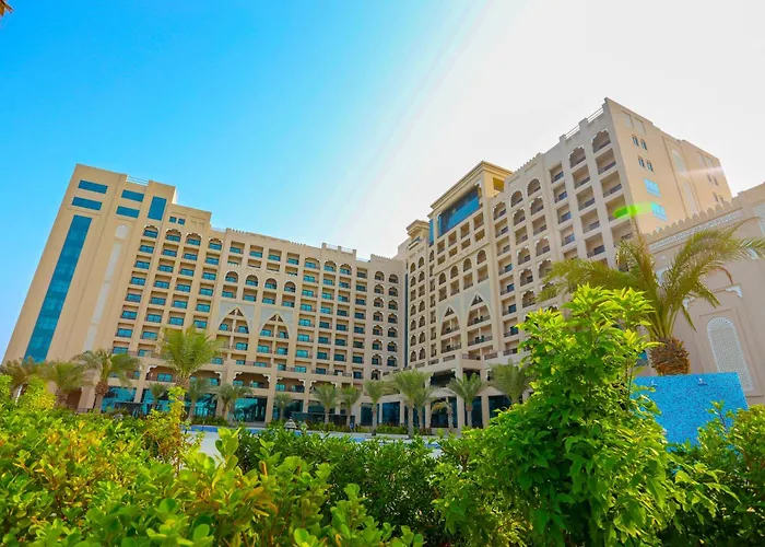 Fudschaira Hotels mit Whirlpool