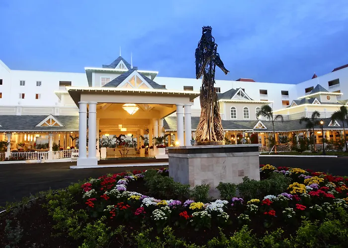 Runaway Bay Hoteles Spa