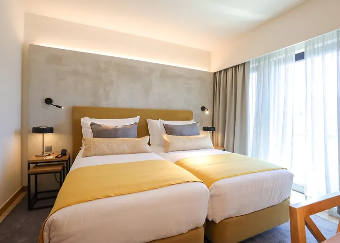 Porto Hoteller med Jacuzzi