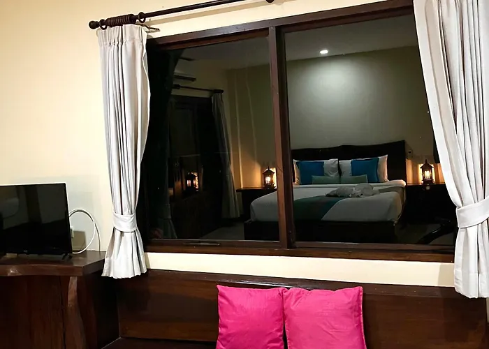 Klong Muang Beach Hotels mit Whirlpool