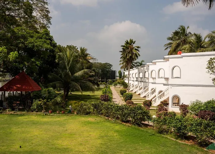 Thanjavur Spa Hotels