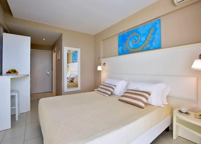 Sidárion Hotels mit Whirlpool