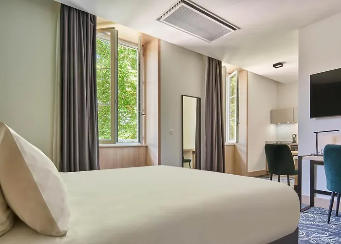 Hôtels Spa à Néris-les-Bains