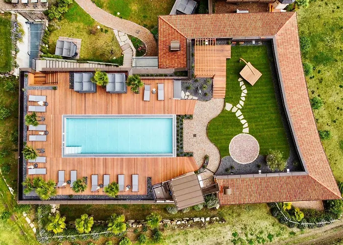 Algund Hotels mit Whirlpool
