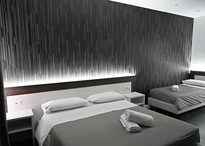 Casoria Hotel con Jacuzzi