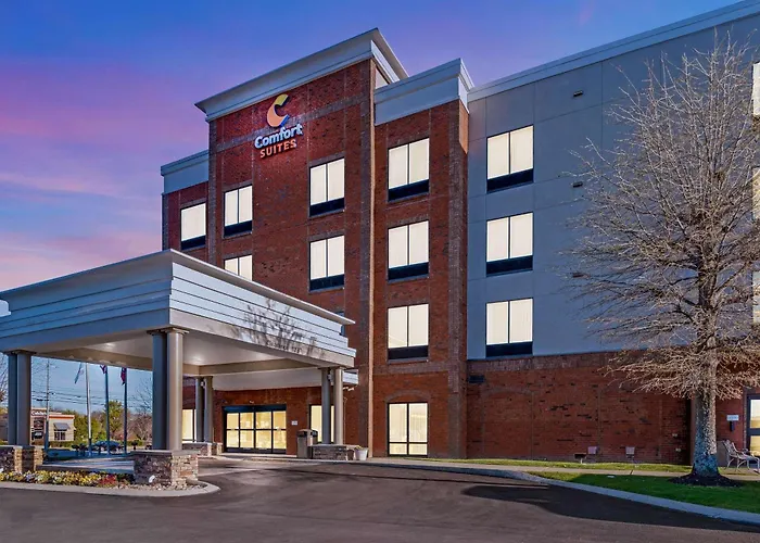 Murfreesboro Hotels With Jacuzzi in Room