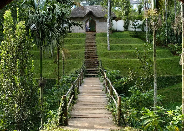 Wellness Hotels in Thekkady