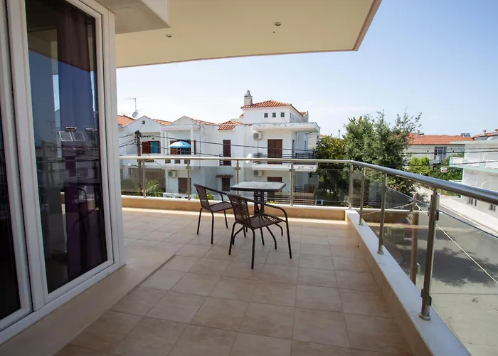 Kallithea (Chalkidiki) Hotell med Jacuzzi