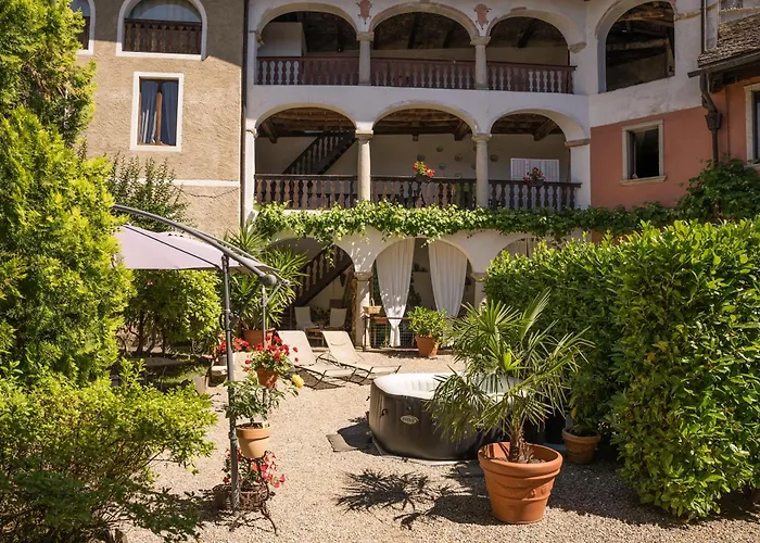 Orta San Giulio Hotels mit Whirlpool