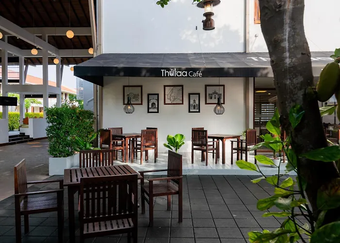 Hotels met Jacuzzi in Jaffna