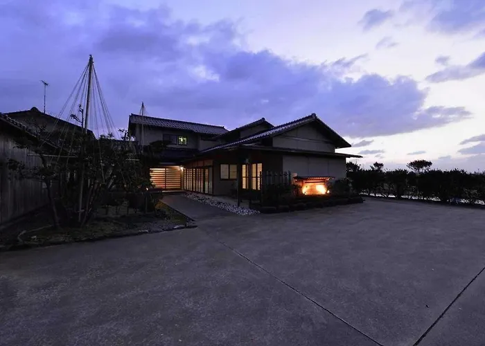 Kaga (Ishikawa) Hotel con Spa