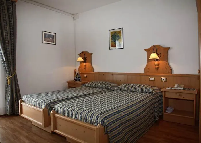 Forni di Sopra Hotel con Jacuzzi