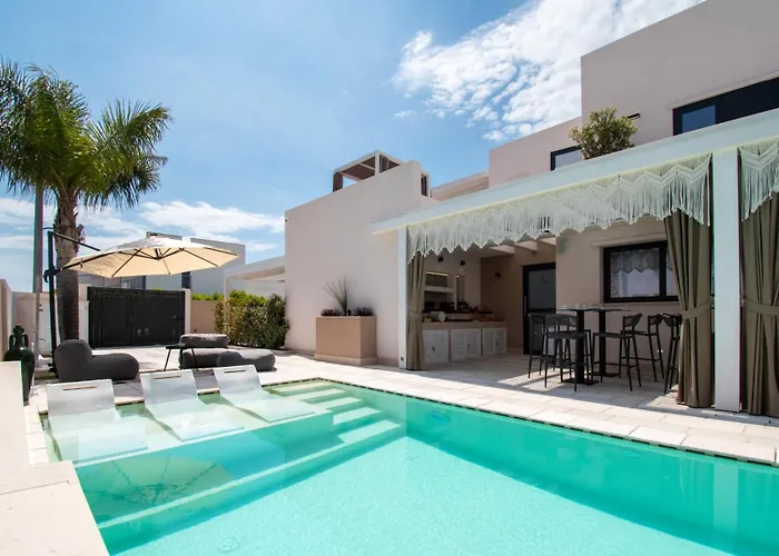 Torre Lapillo Hotels mit Whirlpool
