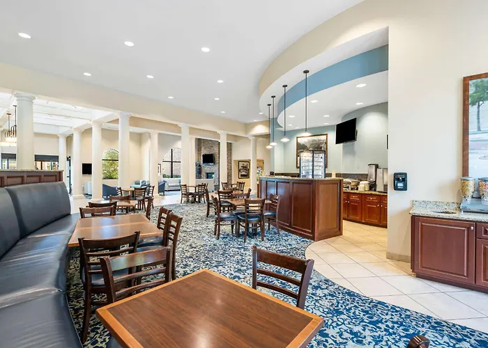 Carolina Beach Hotels With Jacuzzi in Room