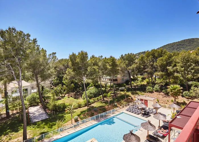 Cavalaire-sur-Mer Hotels mit Whirlpool