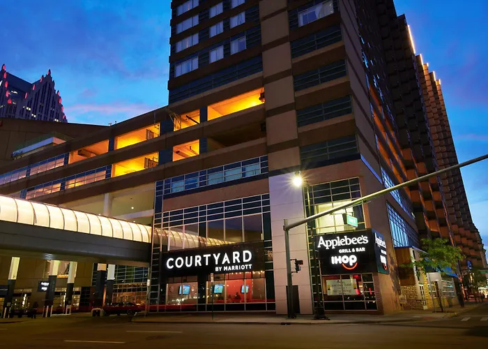 Detroit Hoteles con Jacuzzi