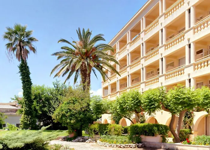 Corfu (city) 