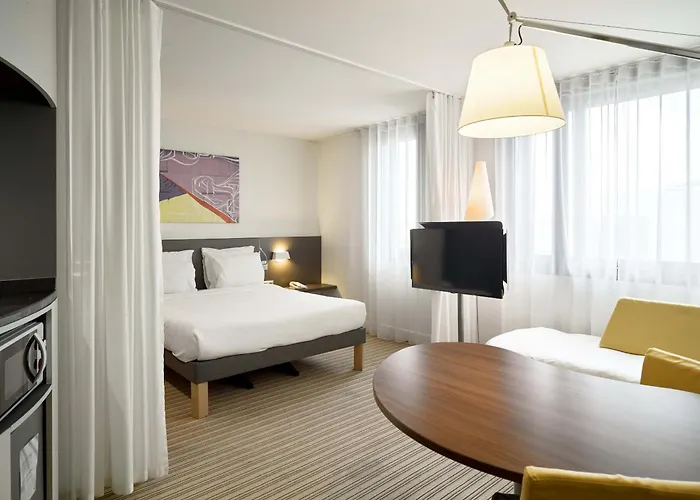 Hôtels avec Jacuzzi à Roissy-en-France