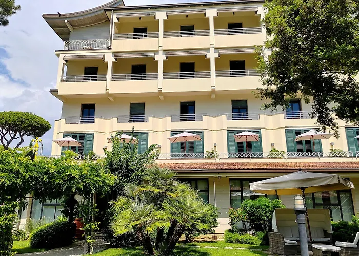 Forte dei Marmi Hotell med Jacuzzi