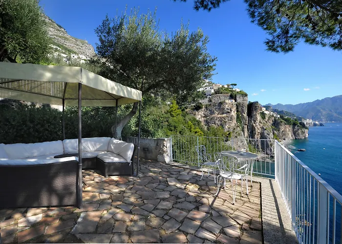 Amalfi Hotell med Jacuzzi