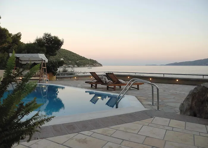 Poros Town Hotels mit Whirlpool