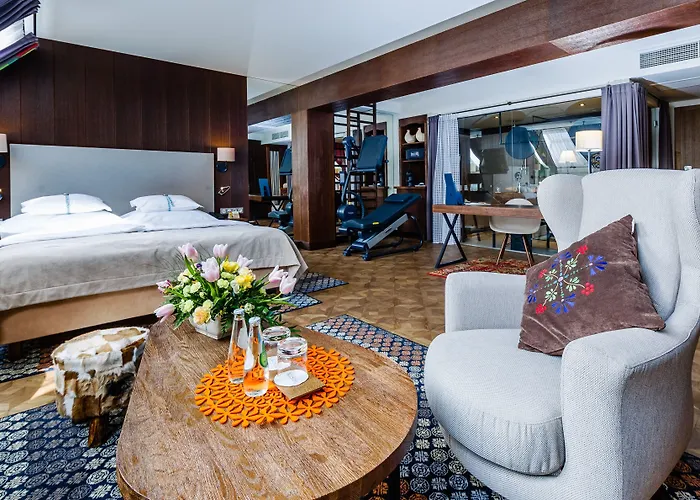 Rzeszów Hotels mit Whirlpool