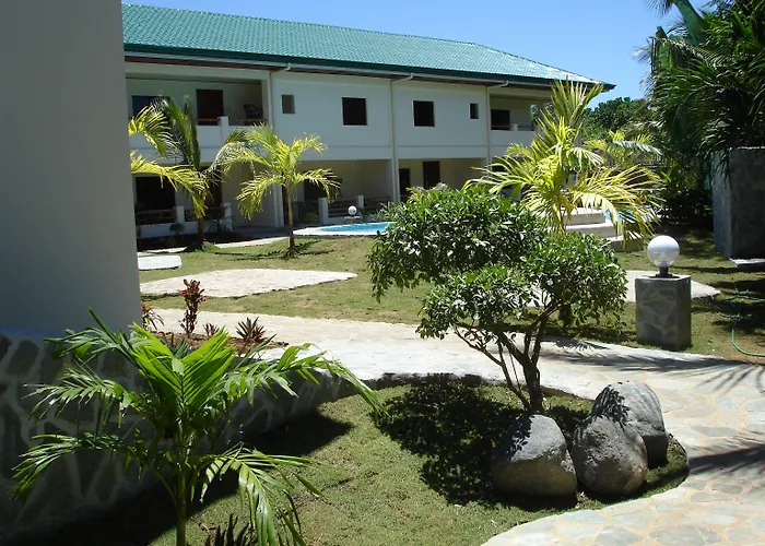 Panglao Hotell med Jacuzzi