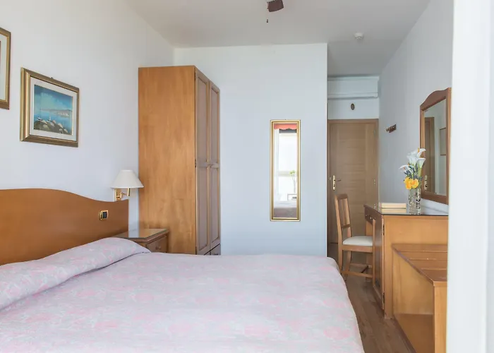 Tremosine Hotel con Jacuzzi