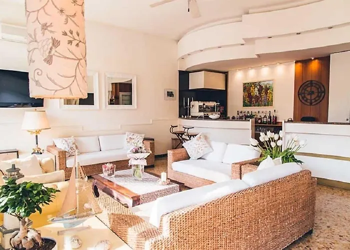 Cattolica Hotell med Jacuzzi