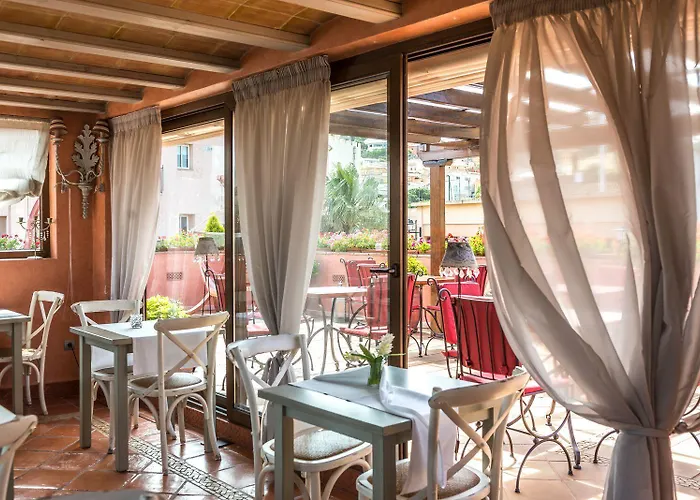 Hotels met Jacuzzi in Begur