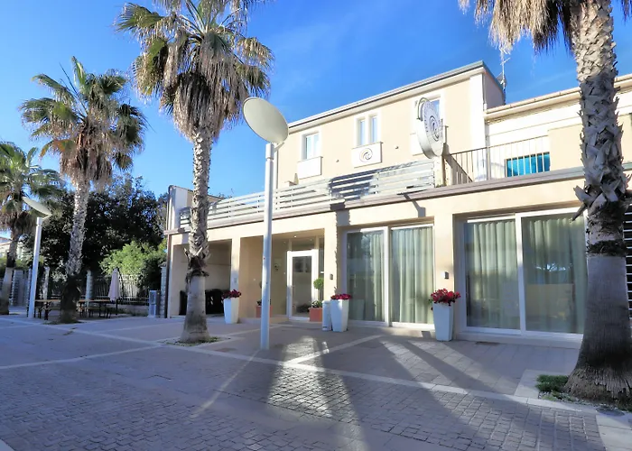 Marina di Cecina Hotels mit Whirlpool