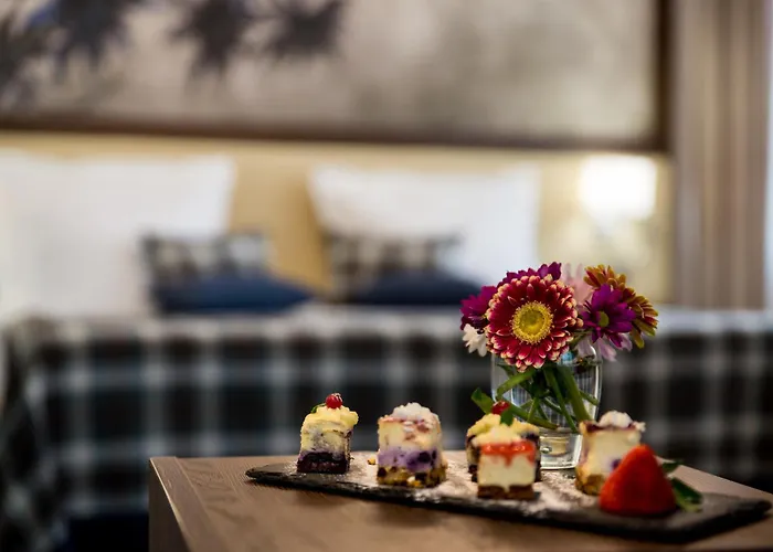 Warna Hotels mit Whirlpool