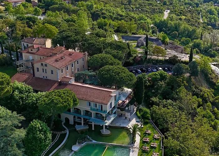 Bagno Vignoni Hotels mit Whirlpool