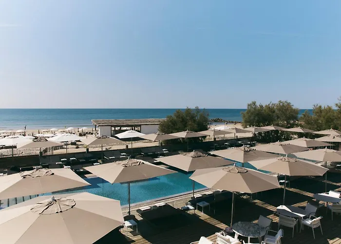 Hôtels Spa à Mèze