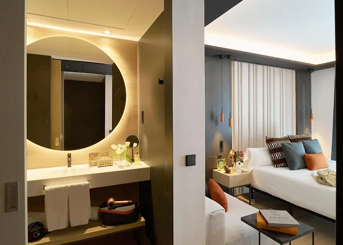 Madrid Hotell med Jacuzzi