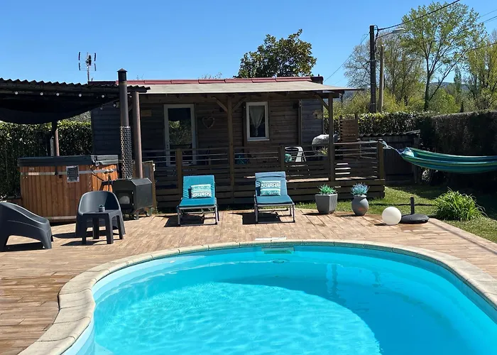 Hotels met Jacuzzi in Vallon-Pont-dʼArc