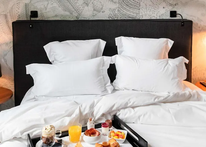 Rennes Hotels mit Whirlpool