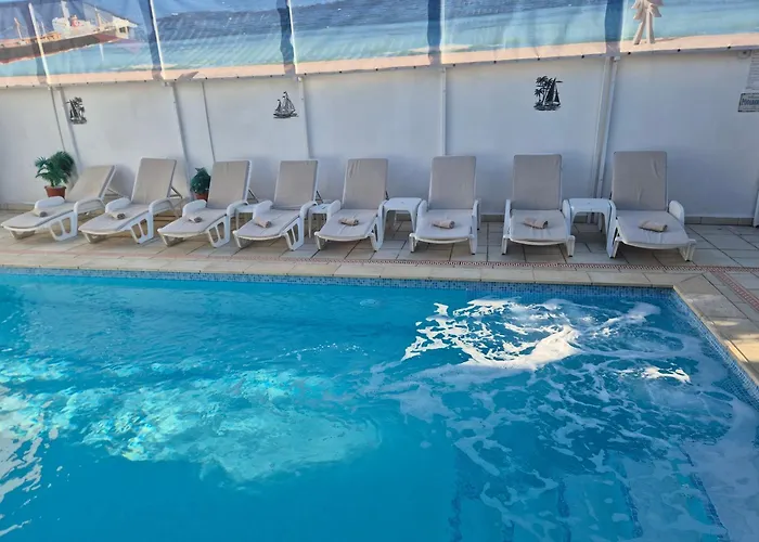 Costinești Hotels mit Whirlpool