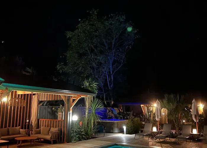 Lacanau Hotels mit Whirlpool