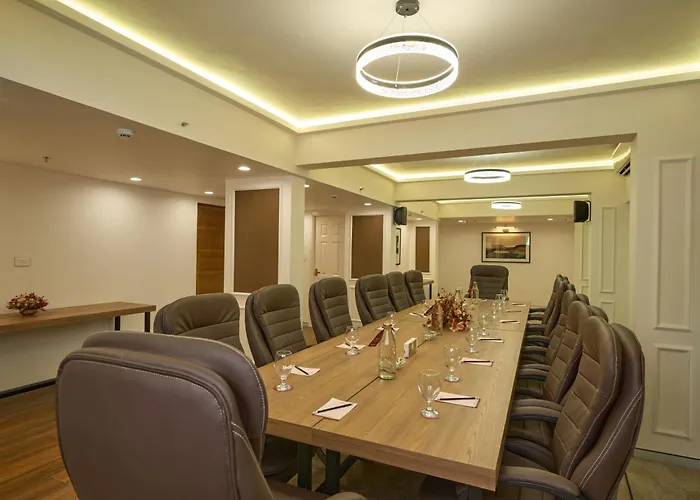 Kochi Hotel con Spa