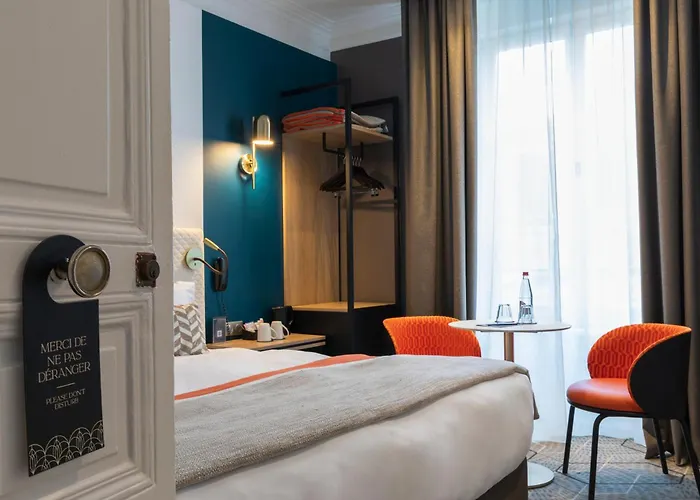Angers Hotels With Jacuzzi in Room