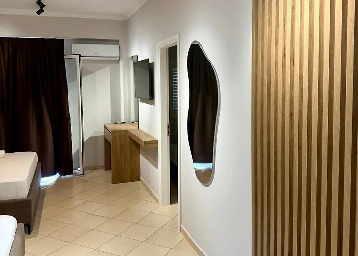 Himarë Hotels mit Whirlpool